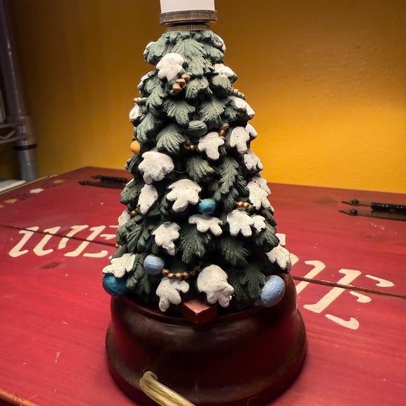 Festive Christmas Tree Table Lamp with Red Shade - Picture 6 of 6